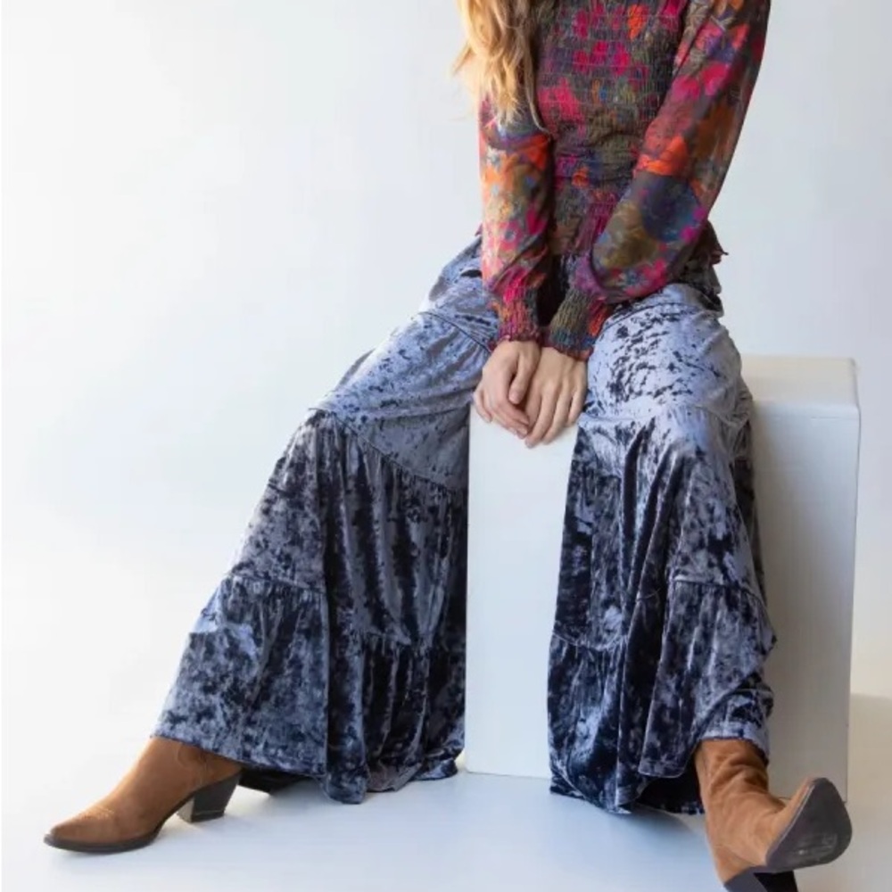 Natural Life Velvet Patti Palazzo Pant - Charcoal - Medium